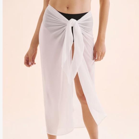 Long White Chiffon Pareo/Sarong - Picture 2 of 3